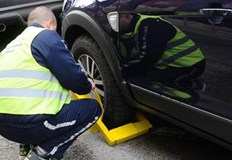 Адвокат оспорва налагането на глоби до 50 лева от длъжностни лица назначени