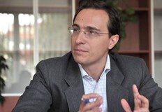 Фирмата на Евгени Ангелов разпределя милиони левовеЧовек от кабинета Борисов