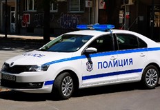 Служителите на Второ РУ са установили мъжът стрелял с газов