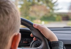 Детето изоставило автомобила след като горивото свършилоИнспектор в Детска педагогическа