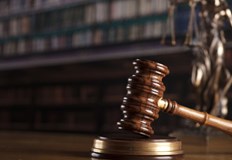 Районният съд в Самоков остави в ареста Иво Петров единият