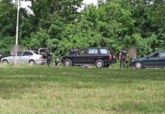 Зрелищна полицейска акция в РусеОперацията започна преди минути на входа на