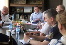 Институции и депутати се включиха в общинския щаб за овладяване