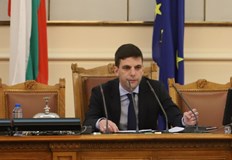 Станислав Балабанов заяви че председателя на Народното събрание грубо погазва