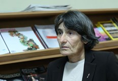 Нека има такива умове които да създадат не История Славянобългарска