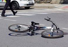 Кола блъсна колоездач на булевард Липник в РусеНа 4 юни