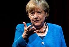 Помолена да коментира дали би се наела да посредничи в