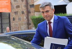 Лидерът на европейските либерали Илхан Кючюк ще води заседанието Европейски