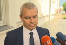 Възраждане е против предложенията за връщане на хартиените бюлетини Премиерът в оставка