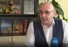 Това което се прави в момента е намаляване на дипломатическите