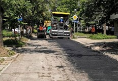 До момента е изпълнено асфалтирането на голяма част от засегнатите