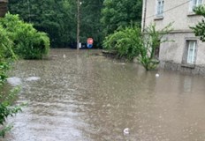 Няма пострадали хораБлизо 30 сигнала за наводнени обществени и жилищни