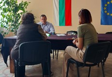Пенчо Милков се срещна с жителите на Ново селоПродължават приемните