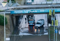 След мощната буря тази сутрин е възстановено движението по всички