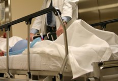 То е с 55 изгарянияТежко остава състоянието на тийнейджъра който