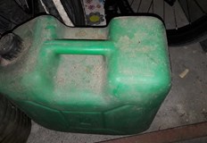 Русенец имал неблагоразумието да държи в дома си няколко туби