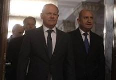 Президентът Румен Радев разговаря на четири очи с канцлера на