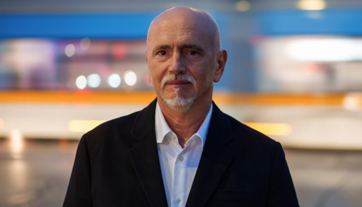 Министърът на транспорта каза, че темата за друг премиер на мястото на Кирил Петков не е обсъждана Министърът на транспорта каза, че темата за друг премиер на мястото на Кирил Петков не е обсъждана