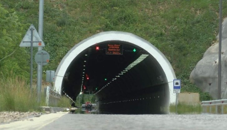 АПИ подписва договор за строителството на тунел под Шипка, замислен отпреди 126 години