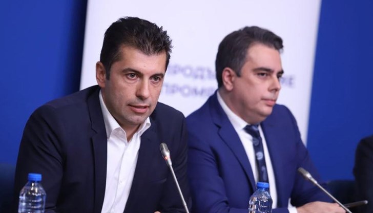 Политическите сътресения биха могли да увеличат и рисковете за енергийните доставки в България, коментира Агенция Ройтер Политическите сътресения биха могли да увеличат и рисковете за енергийните доставки в България, коментира Агенция Ройтер