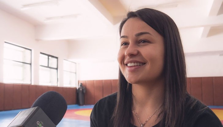 Бронзовата олимпийска медалистка ще представлява русенския отбор „Юнак Локомотив“ Бронзовата олимпийска медалистка ще представлява русенския отбор „Юнак Локомотив“