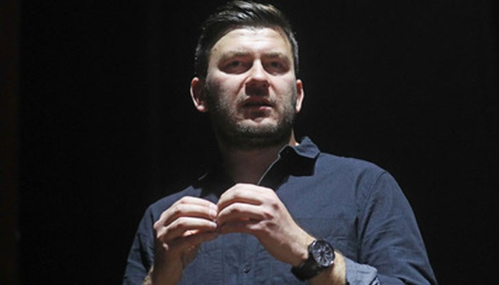 Обвинен е в разпространение на фалшива информация Обвинен е в разпространение на фалшива информация