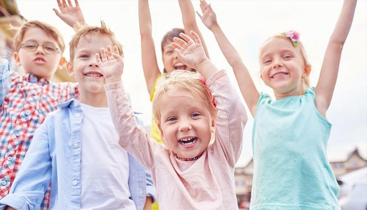 Честит празник, мили деца!