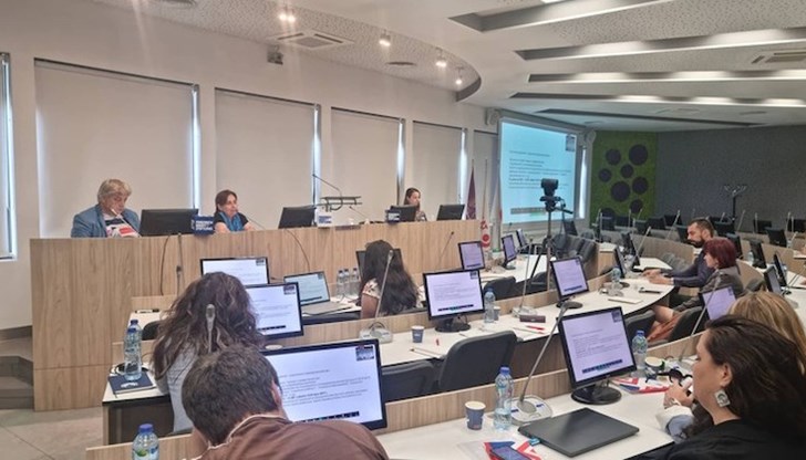 Конференция на тема „Труд, жизнен стандарт и социална стратификация: тенденции и предизвикателства“ Конференция на тема „Труд, жизнен стандарт и социална стратификация: тенденции и предизвикателства“