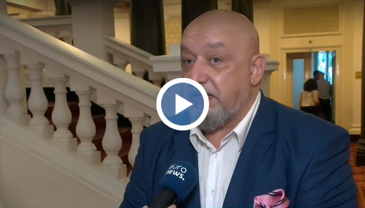 Депутатът от ГЕРБ не смята, че може да бъде направено ново мнозинство, а и не е редно