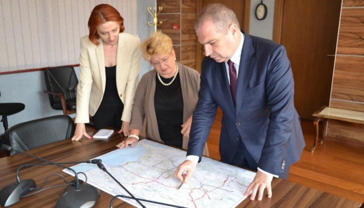 Гроздан Караджов се срещна с Н. Пр. Бръндуша Йоана Предеску Гроздан Караджов се срещна с Н. Пр. Бръндуша Йоана Предеску