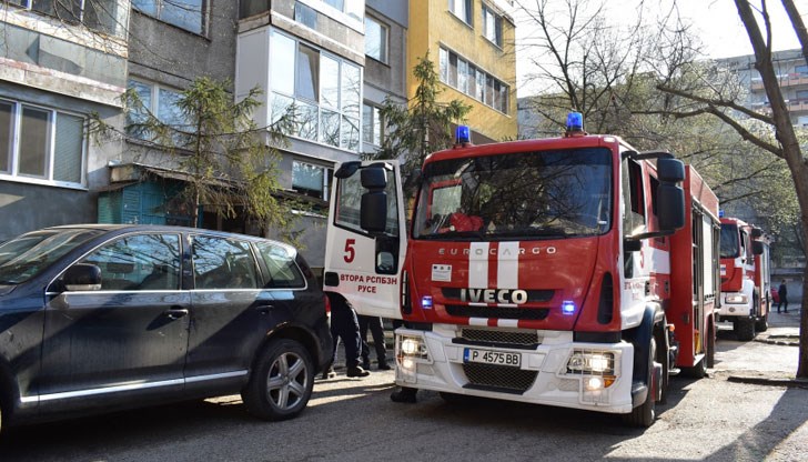 Екипите на пожарната са се отзовали на още три повиквания Екипите на пожарната са се отзовали на още три повиквания