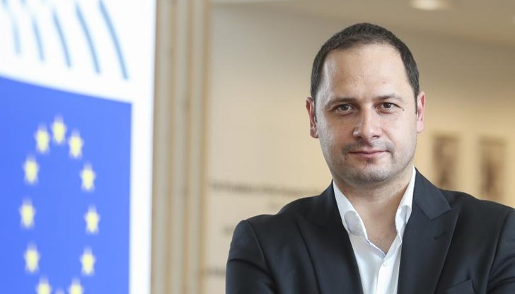 Ако по времето на ГЕРБ това беше разбираемо, то сега това не може да продължава така