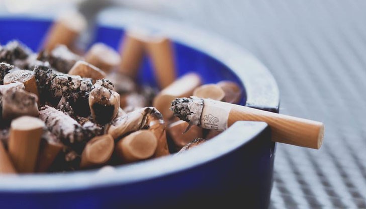 Вече и флаконите с никотинова течност ще се облагат с акциз Вече и флаконите с никотинова течност ще се облагат с акциз