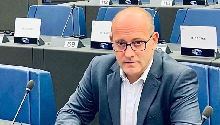 Не можем да си позволим да сме пасивни Не можем да си позволим да сме пасивни