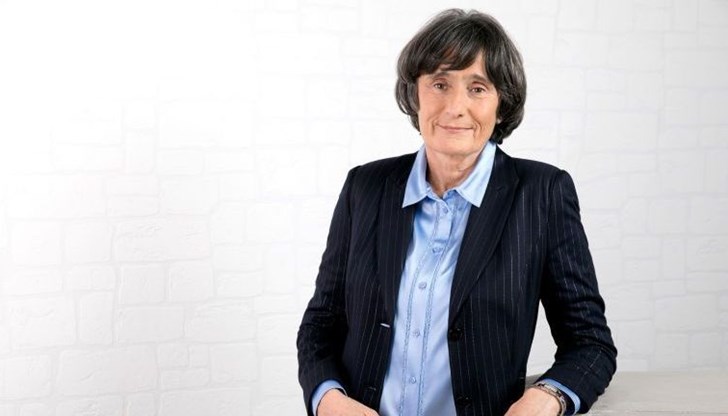 Българската писателка става почетен член на академията, носеща името на румънския поет