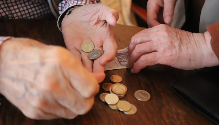 Министър Гьоков очаква минималната заплата да стане 50% от средната Министър Гьоков очаква минималната заплата да стане 50% от средната