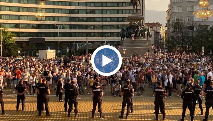 Очевидно има голямо значение как се ръководят органите на реда, заяви министърът