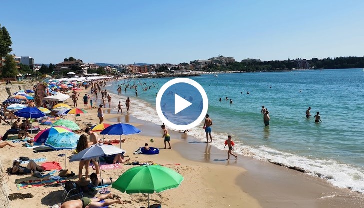 По някои заливи са измерени температури около 23 - 25 градуса