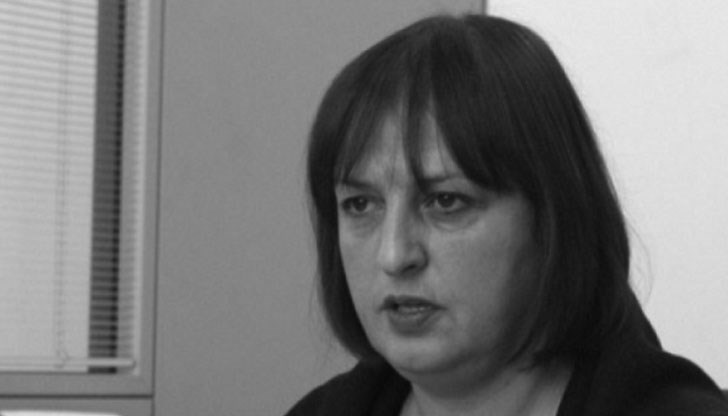 Издъхнала е тази нощ в пловдивска болница, само три месеца, след като отпразнува своя 70 рожден ден Издъхнала е тази нощ в пловдивска болница, само три месеца, след като отпразнува своя 70 рожден ден