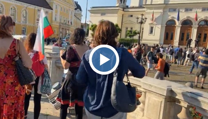 Той е под наслов: "Мафията отстрани Минчев: да защитим европейска България без мафия"