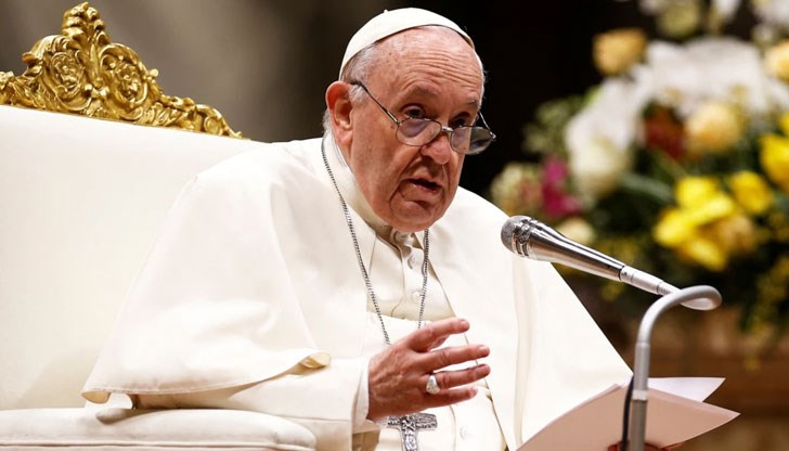 Това е една "жестока и безсмислена агресивна война", каза главата на Католическата църква