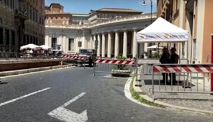 След като колата спряла, полицията арестувала шофьора, като при това използвала електрошок След като колата спряла, полицията арестувала шофьора, като при това използвала електрошок