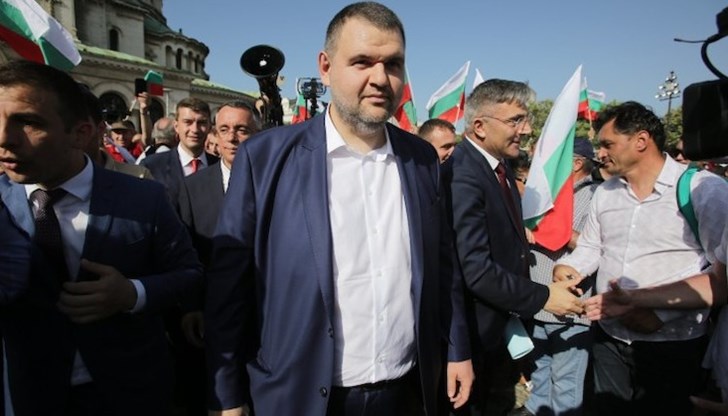 Не бих разговарял с Ахмед Доган, Делян Пеевски, Бойко Борисов, Костадин Костадинов, Слави Трифонов, Тошко Йорданов, изреди премиерът Не бих разговарял с Ахмед Доган, Делян Пеевски, Бойко Борисов, Костадин Костадинов, Слави Трифонов, Тошко Йорданов, изреди премиерът