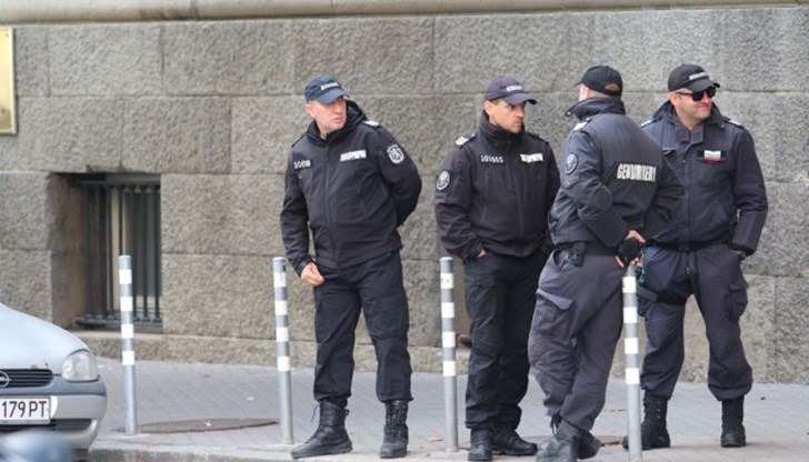 Униформените ще пият „кафе на крак“ пред сградата на полицията в Шумен