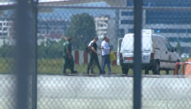 Преди дни обвиненият за убийството на Алена Щерк беше екстрадиран от Италия у нас Преди дни обвиненият за убийството на Алена Щерк беше екстрадиран от Италия у нас