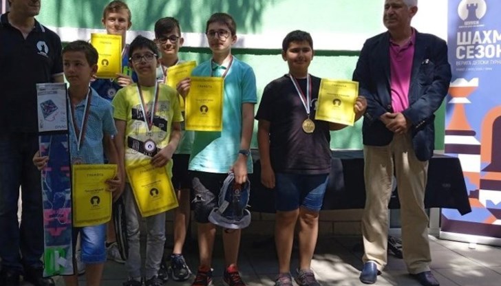 Това е второто за годината състезание от веригата „Шахматни сезони“ Това е второто за годината състезание от веригата „Шахматни сезони“