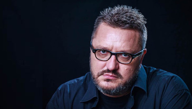 Добре, че е амнезията на тоя народ. Иначе щеше да разбере с ужас на каква въртележка са го качили Добре, че е амнезията на тоя народ. Иначе щеше да разбере с ужас на каква въртележка са го качили