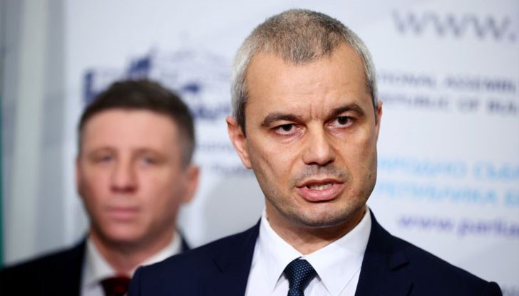 Не бил изненадан от действията ѝ Не бил изненадан от действията ѝ