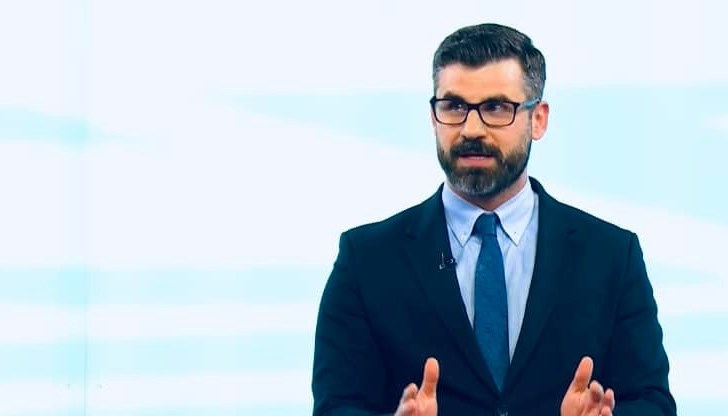 Щом Трифонов прави "този смел ход" да развали коалицията, той е сигурен, че пасивите ще са върху Кирил Петков Щом Трифонов прави "този смел ход" да развали коалицията, той е сигурен, че пасивите ще са върху Кирил Петков