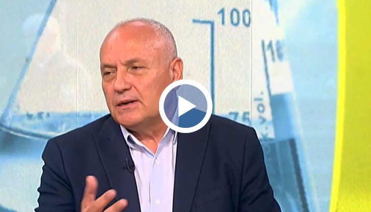 Моллов твърдял, че е пълна с документи